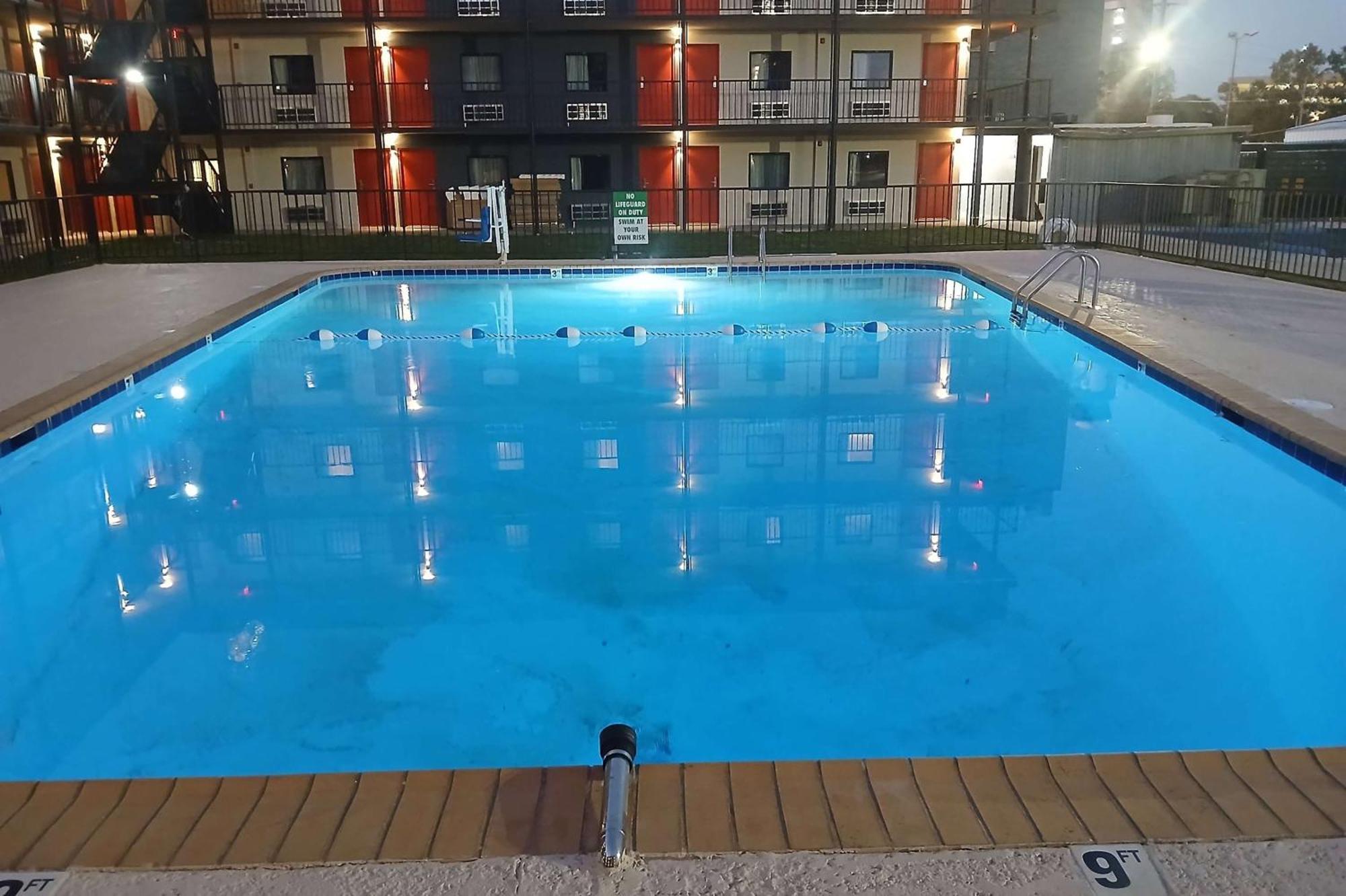Days Inn By Wyndham Kenner/New Orleans Airport South 외부 사진