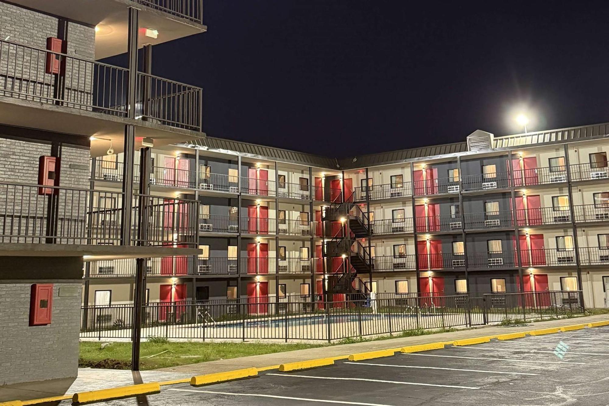 Days Inn By Wyndham Kenner/New Orleans Airport South 외부 사진